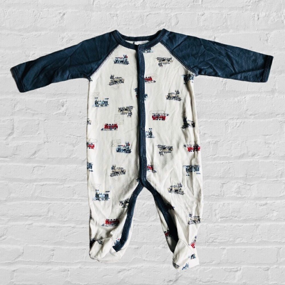 Bloomies Baby Jersey Cut Train Footed Onesie